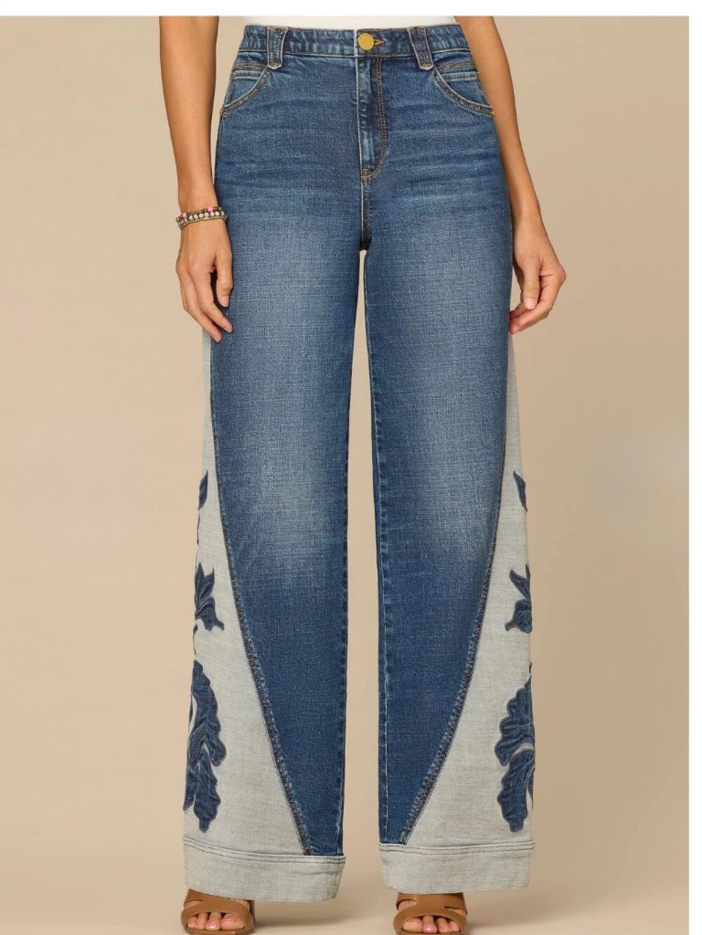 NWT Democracy AbSolution Skyrise Round Up Floral Applique Wide Leg Jeans Sz 14